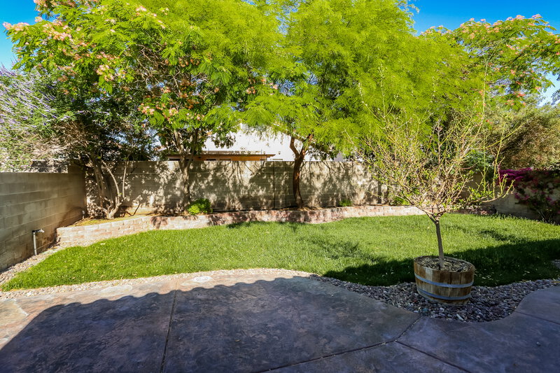 2,165/Mo, 5515 Black Sea Ct North Las Vegas, NV 89031 Patio View
