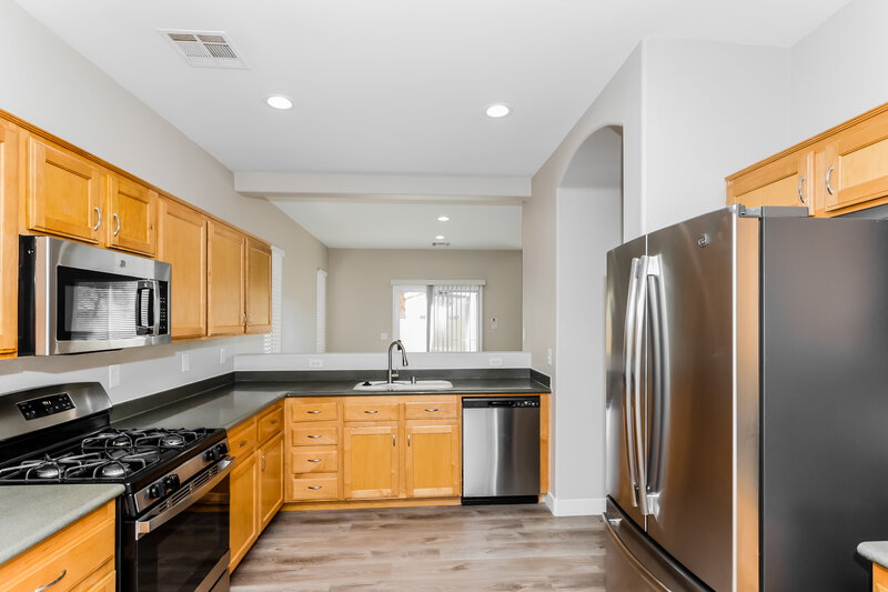 2,115/Mo, 10367 Gwynns Falls St Las Vegas, NV 89183 Kitchen View