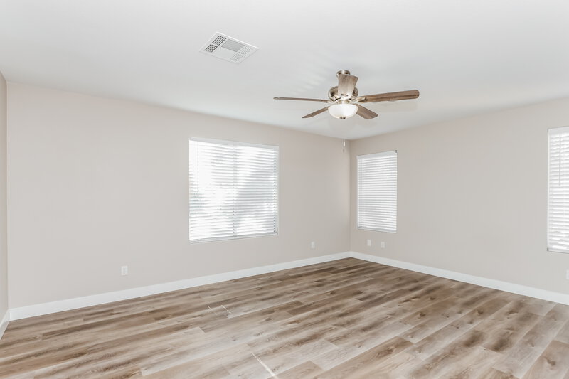 2,115/Mo, 10367 Gwynns Falls St Las Vegas, NV 89183 Main Bedroom View 3