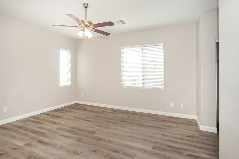 2,205/Mo, 620 Taliput Palm Pl Henderson, NV 89011 Main Bedroom View