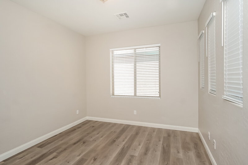 2,205/Mo, 620 Taliput Palm Pl Henderson, NV 89011 Bedroom View