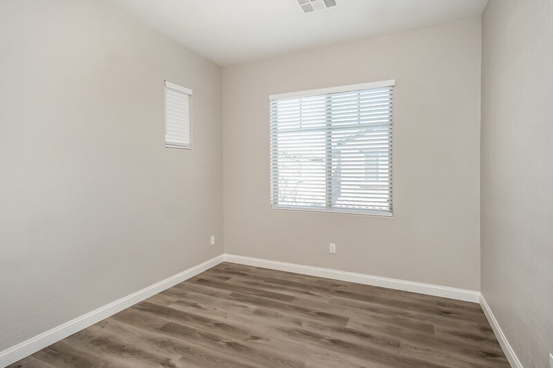 2,205/Mo, 620 Taliput Palm Pl Henderson, NV 89011 Bedroom View 3