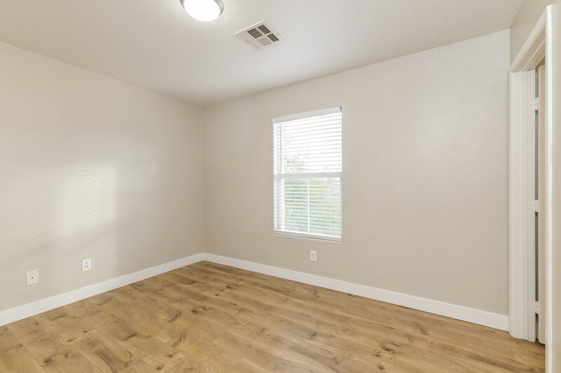 1,930/Mo, 44 Beach Haven Ave Las Vegas, NV 89183 Bedroom View 2