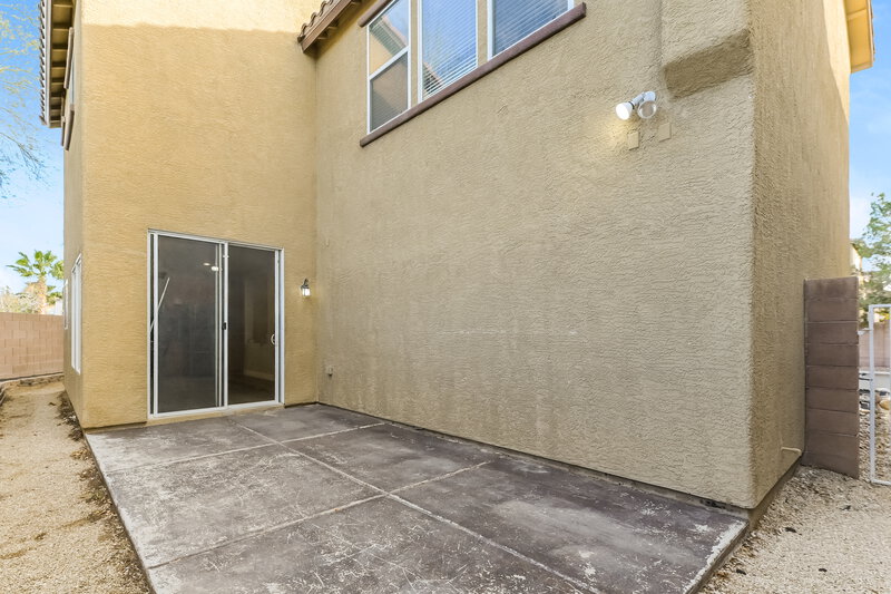 1,930/Mo, 44 Beach Haven Ave Las Vegas, NV 89183 Rear View 2