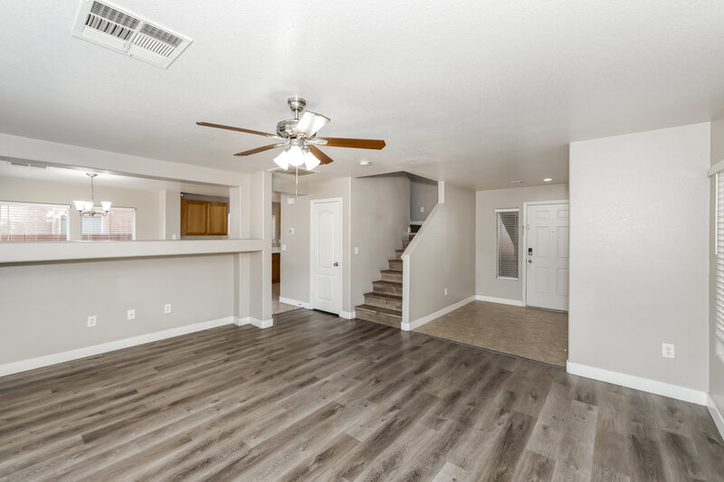 1,955/Mo, 2420 Cockatoo Dr North Las Vegas, NV 89084 Family Room View 3