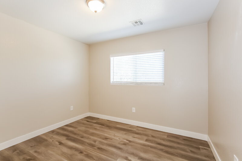 2,065/Mo, 2420 Cockatoo Dr North Las Vegas, NV 89084 Bedroom View