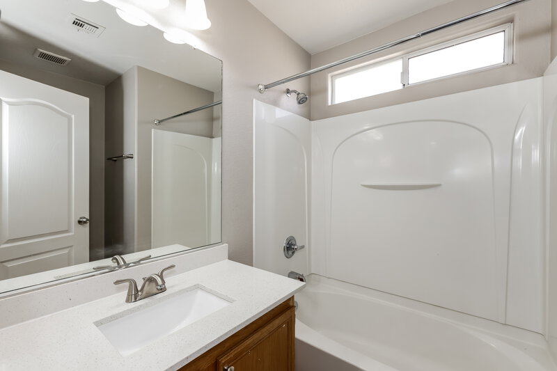 1,955/Mo, 2420 Cockatoo Dr North Las Vegas, NV 89084 Bathroom View