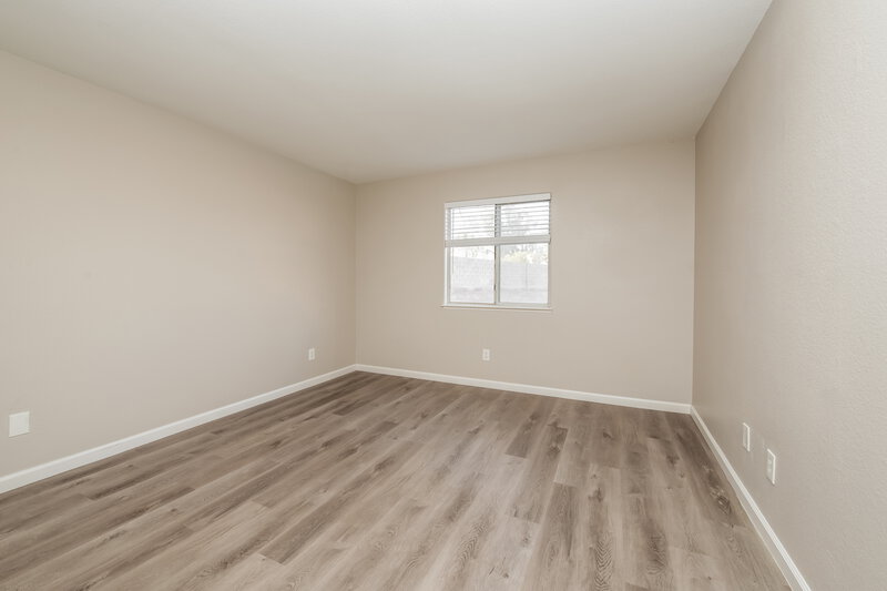 1,950/Mo, 6101 Bardstown Dr Las Vegas, NV 89130 Main Bedroom View