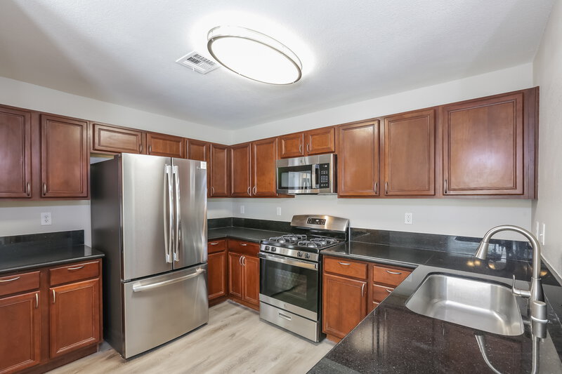 2,275/Mo, 9205 Millikan Ave Las Vegas, NV 89148 Kitchen View