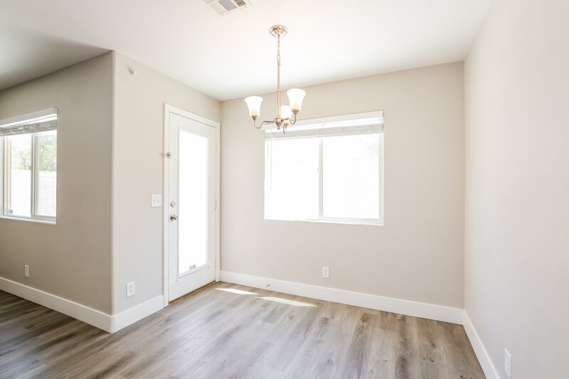 1,965/Mo, 9205 Millikan Ave Las Vegas, NV 89148 Dining Room View