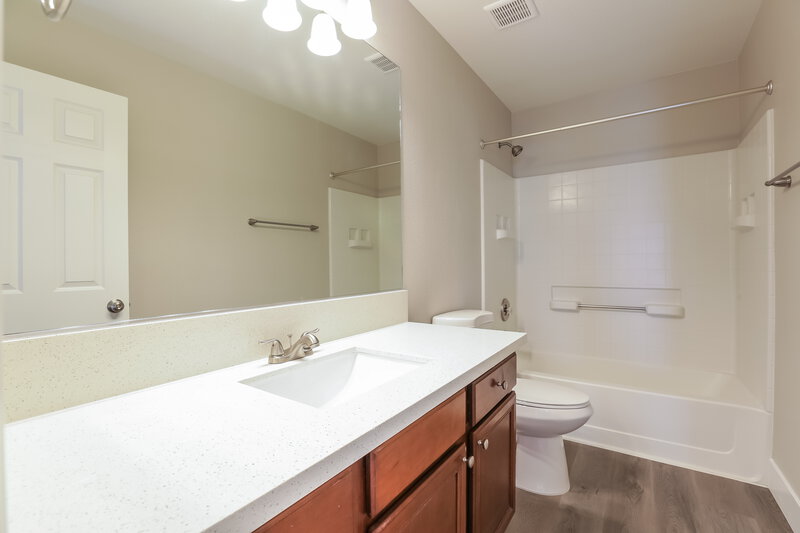 2,275/Mo, 9205 Millikan Ave Las Vegas, NV 89148 Bathroom View