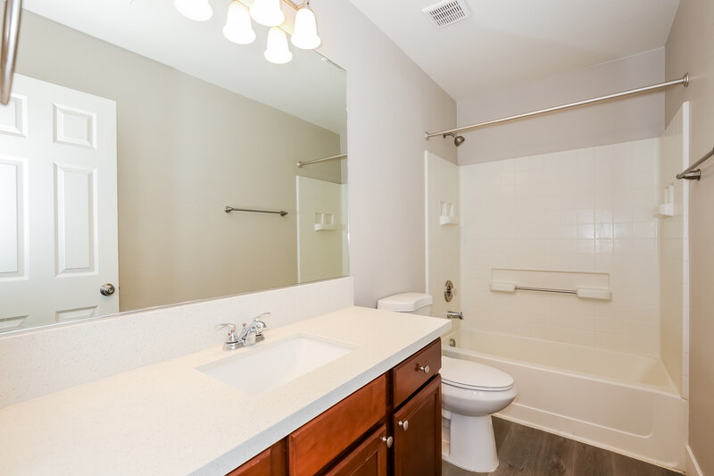 1,965/Mo, 9205 Millikan Ave Las Vegas, NV 89148 Bathroom View 2