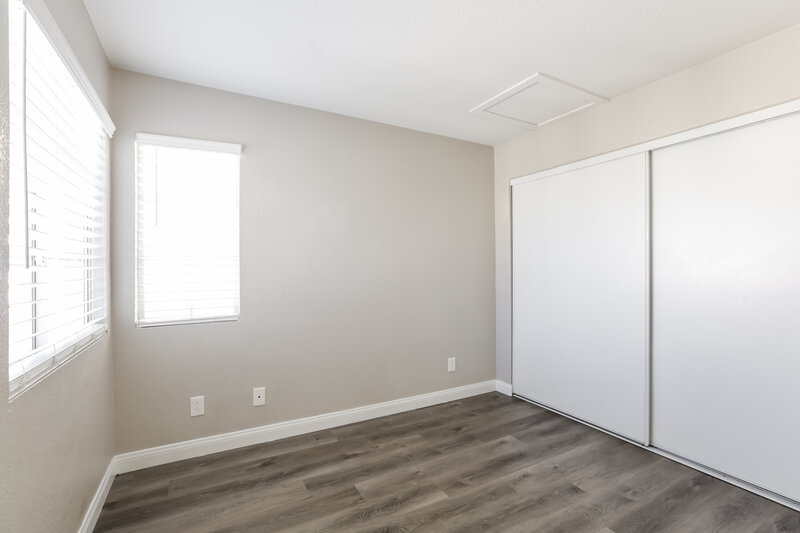 1,800/Mo, 2709 Positive Ct North Las Vegas, NV 89031 Bedroom View