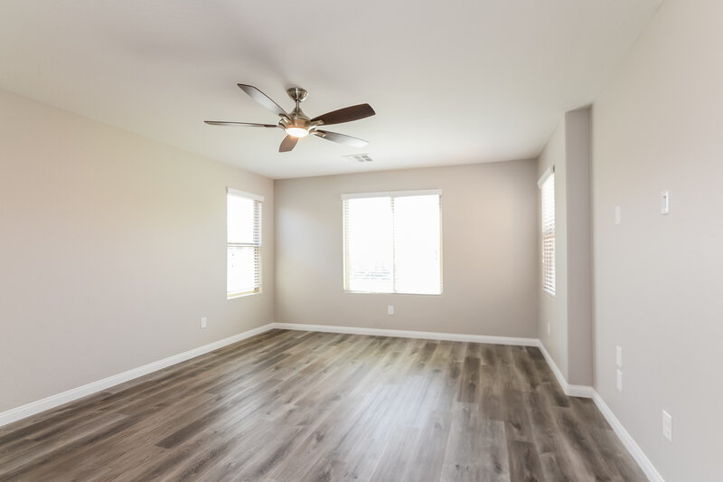 3,150/Mo, 6377 Kellyville Dr Las Vegas, NV 89122 Main Bedroom View