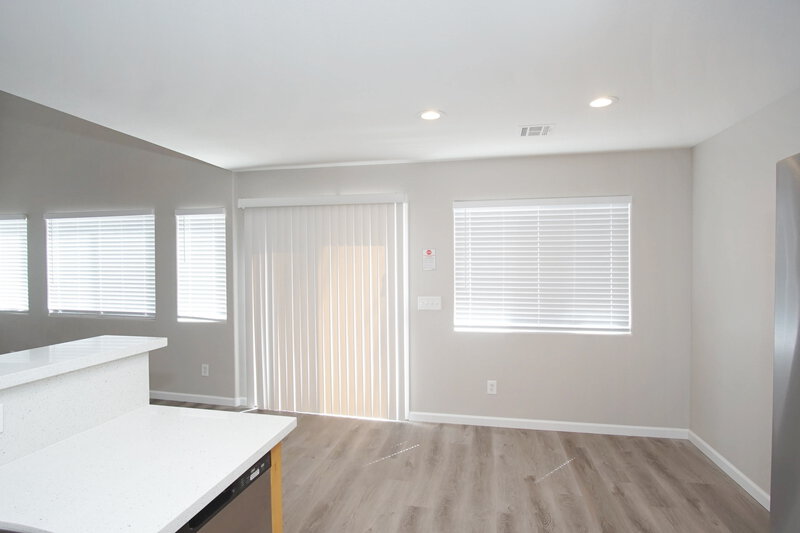 3,190/Mo, 10350 Montana Mountain St Las Vegas, NV 89183 Dining Room View