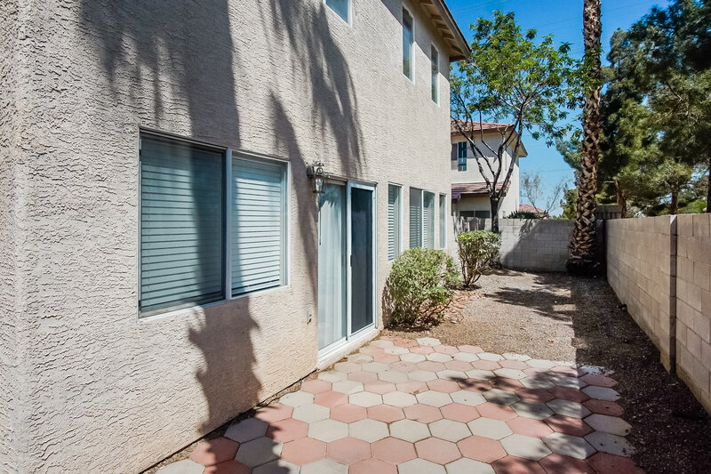 3,190/Mo, 10350 Montana Mountain St Las Vegas, NV 89183 Rear View