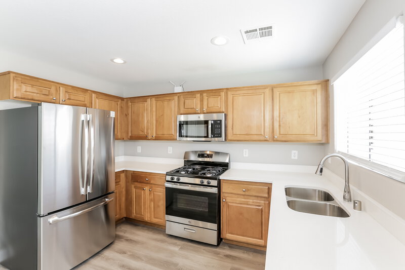 1,880/Mo, 8457 Spencer Canyon St Las Vegas, NV 89166 Kitchen View