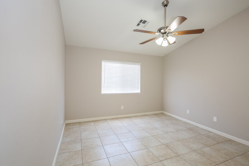 2,115/Mo, 913 Baritone Way North Las Vegas, NV 89032 Main Bedroom View