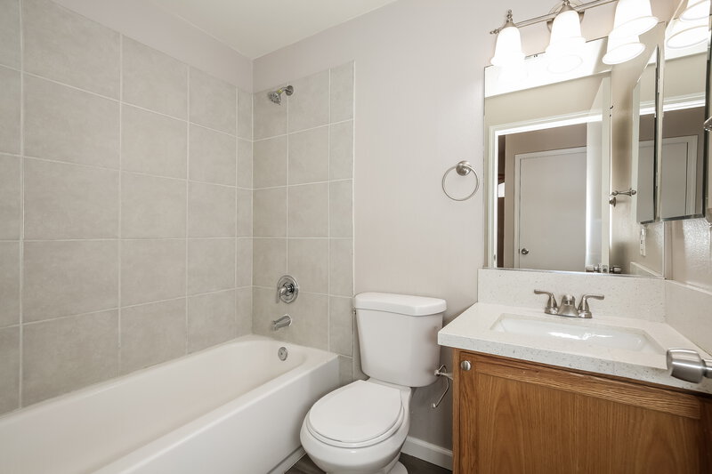 1,935/Mo, 913 Baritone Way North Las Vegas, NV 89032 Bathroom View