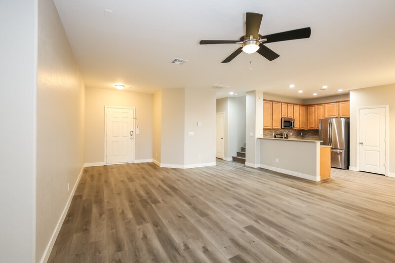 2,070/Mo, 1517 Beams Ave North Las Vegas, NV 89081 Living Room View 2