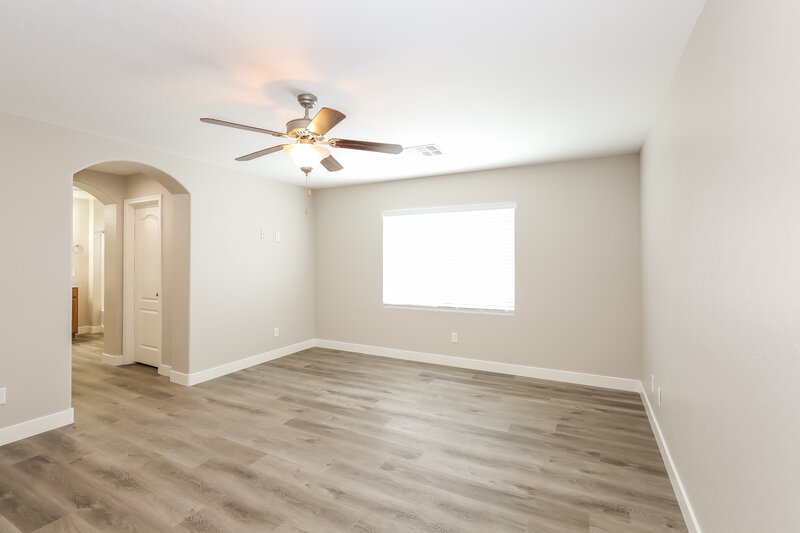 2,070/Mo, 1517 Beams Ave North Las Vegas, NV 89081 Main Bedroom View