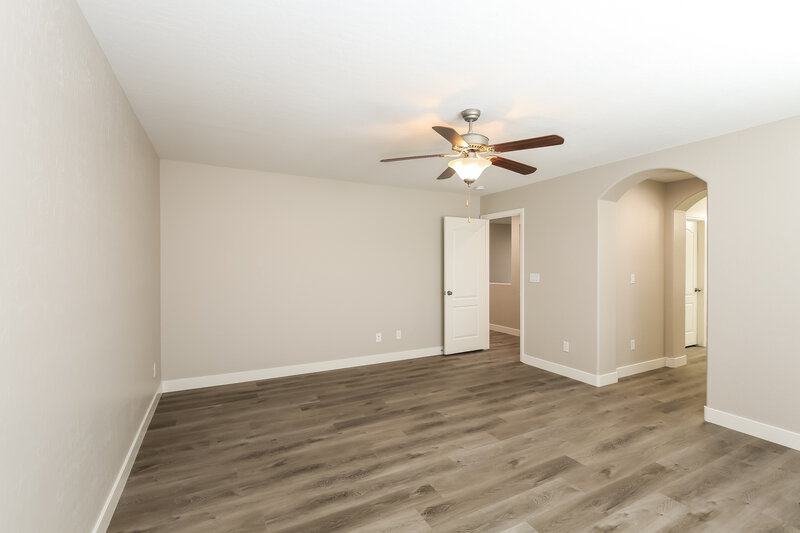 2,070/Mo, 1517 Beams Ave North Las Vegas, NV 89081 Main Bedroom View 2