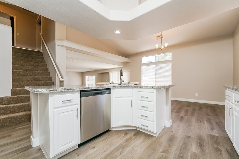 2,115/Mo, 8733 Country View Ave Las Vegas, NV 89129 Kitchen View