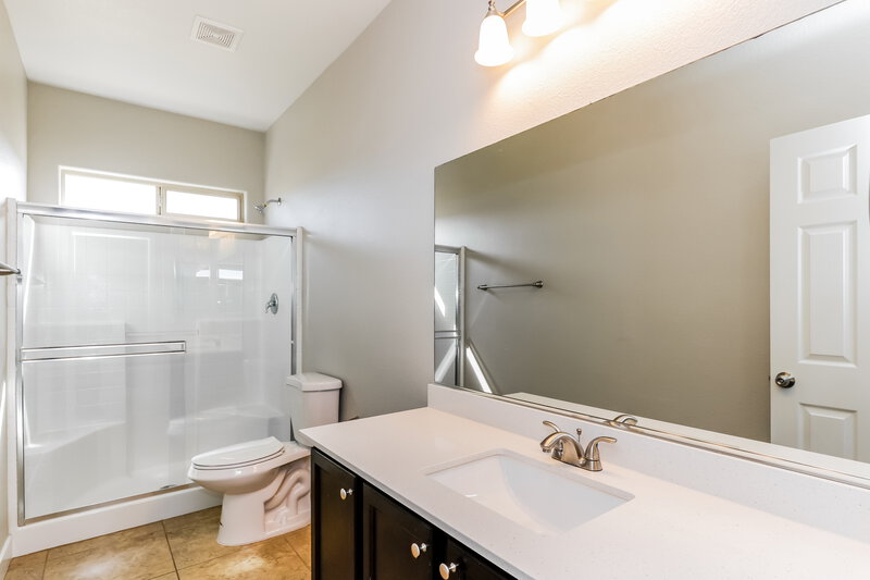 2,485/Mo, 9623 Vega Carpio Ave Las Vegas, NV 89178 Bathroom View