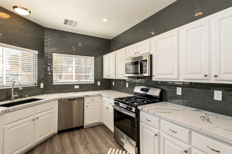 2,325/Mo, 1132 Aldenwood Ave Las Vegas, NV 89123 Misc View 5