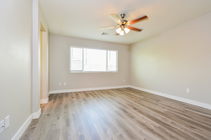 2,150/Mo, 10280 Gibson Isle Dr Las Vegas, NV 89166 Main Bedroom View