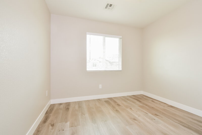 2,150/Mo, 10280 Gibson Isle Dr Las Vegas, NV 89166 Bedroom View 2