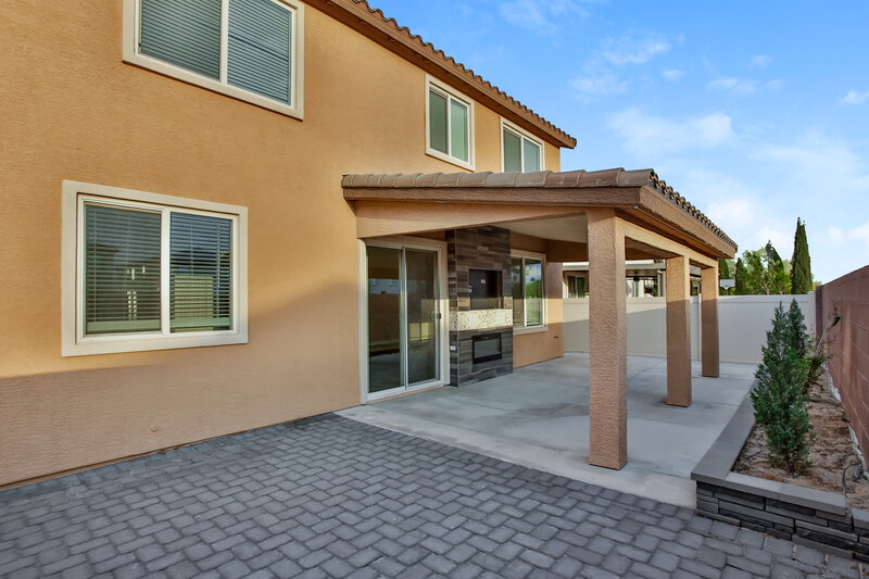 2,350/Mo, 5637 Ingleside St North Las Vegas, NV 89081 Rear View