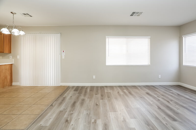 2,090/Mo, 3021 Bayliner Ave North Las Vegas, NV 89031 Dining Room View