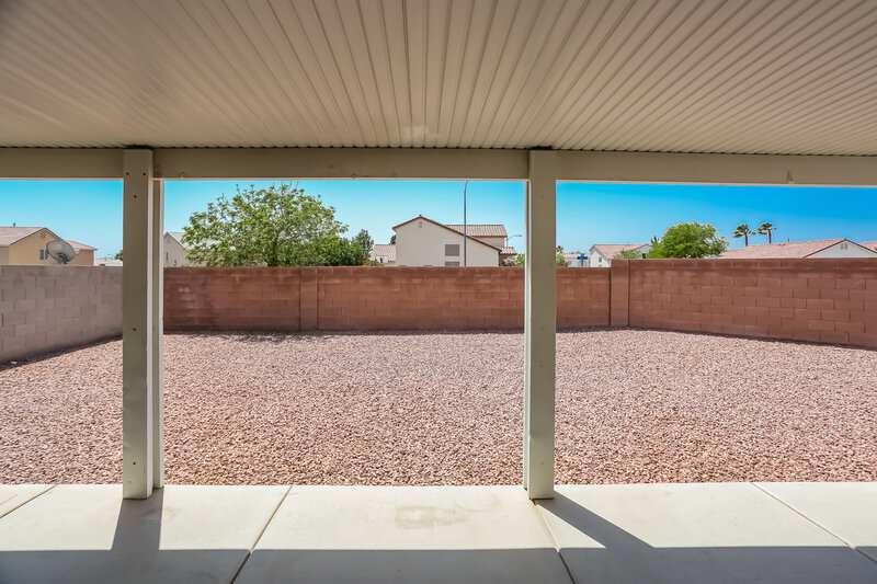 2,090/Mo, 3021 Bayliner Ave North Las Vegas, NV 89031 Patio View