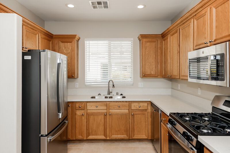 2,025/Mo, 10259 Cherry Brook St Las Vegas, NV 89183 Kitchen View 2