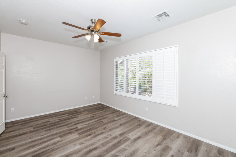 1,890/Mo, 6166 Jutland Ave Las Vegas, NV 89122 Main Bedroom View