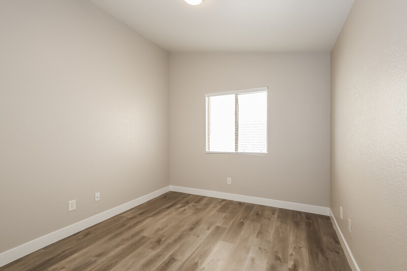 1,790/Mo, 524 W Claxton Ave North Las Vegas, NV 89084 Bedroom View 2