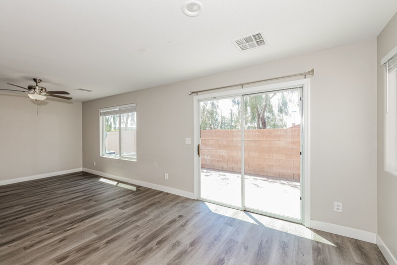 2,015/Mo, 6711 Scarlet Star Ave Las Vegas, NV 89130 Dining Room View 2