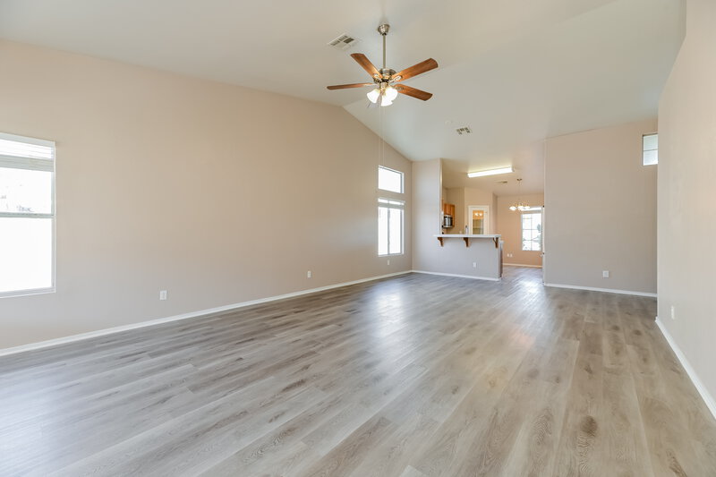 1,850/Mo, 3829 Fall Oaks Ct North Las Vegas, NV 89032 Living Room View 3