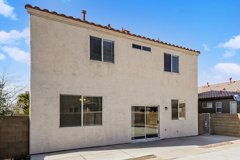 2,380/Mo, 9532 Flying Eagle Lane Las Vegas, NV 89123 Rear View