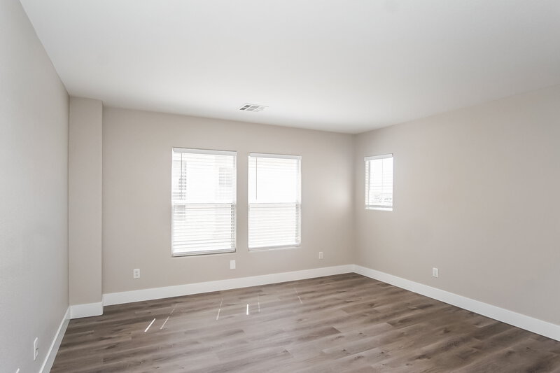 2,070/Mo, 6436 Eldorado Pines Ave Las Vegas, NV 89139 Loft View