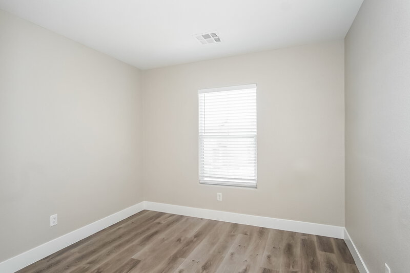 2,070/Mo, 6436 Eldorado Pines Ave Las Vegas, NV 89139 Bedroom View 2