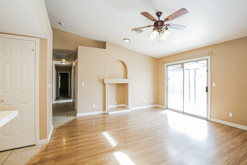 2,145/Mo, 7125 Tropical Island Cir Las Vegas, NV 89129 Dining Room View