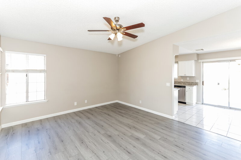 1,995/Mo, 603 Jackson Dr Henderson, NV 89014 Living Room View