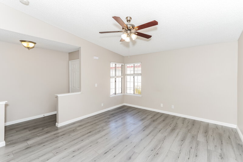 1,995/Mo, 603 Jackson Dr Henderson, NV 89014 Living Room View 2