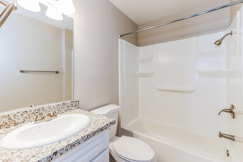 1,995/Mo, 603 Jackson Dr Henderson, NV 89014 Bathroom View