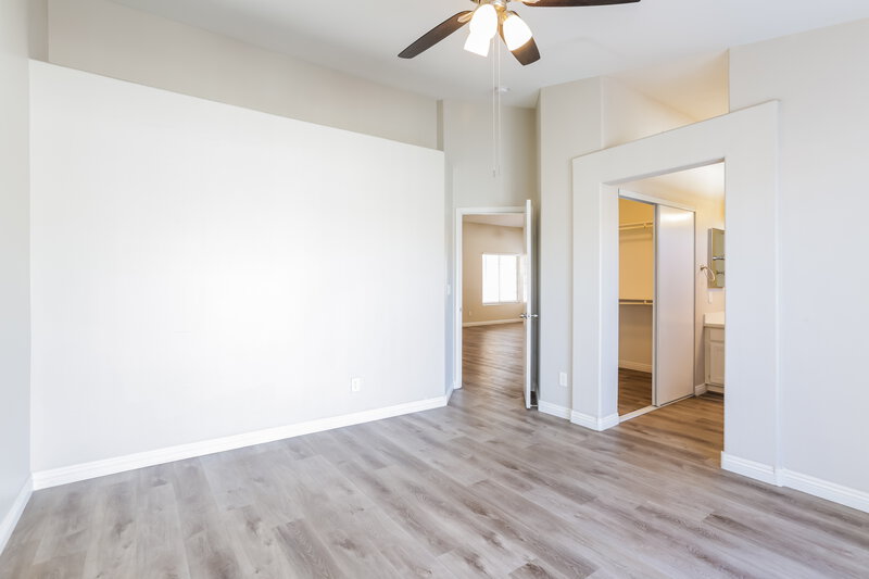 1,940/Mo, 1030 Havenworth Ave Las Vegas, NV 89123 Main Bedroom View 2