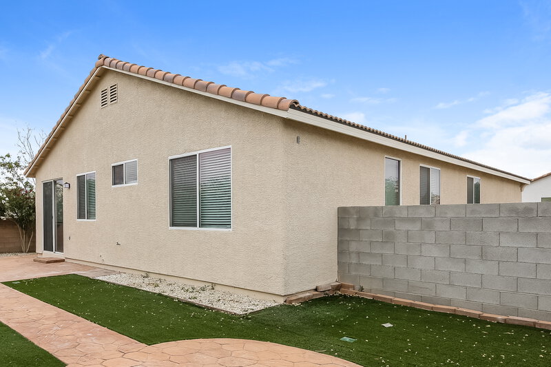 2,090/Mo, 5404 Flying Arrow Pl North Las Vegas, NV 89031 Rear View 2