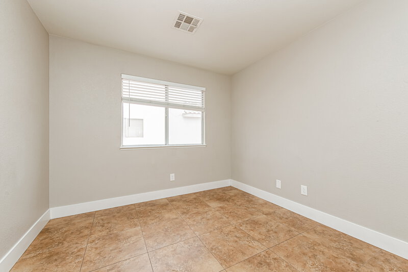 2,155/Mo, 7409 Hickory Hills Dr Las Vegas, NV 89130 Bedroom View 3