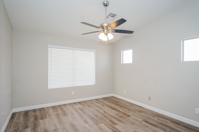 2,105/Mo, 707 Heritage Point Dr Henderson, NV 89002 Main Bedroom View